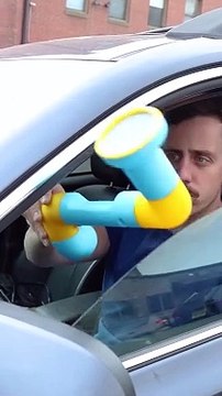 لقد اخترعت حرفيًا اختراع مذهل | I literally invented inventing things