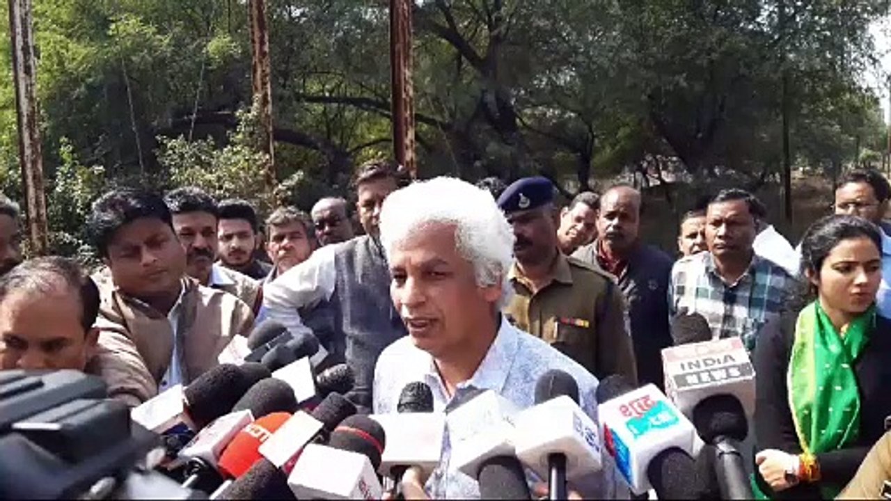 कठोंदा पटाखा बाजार की सभी दुकान और गोदाम सील किया
