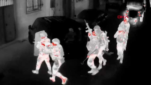 33 ilde eş zamanlı DEAŞ operasyonu