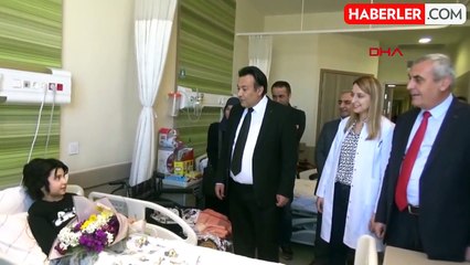 Depremde enkaz altından kurtarılan Aysima'nın eğitimine destek