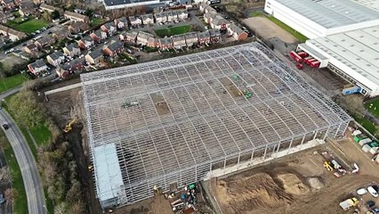 Residents fury over ‘awful’ 60ft high warehouse