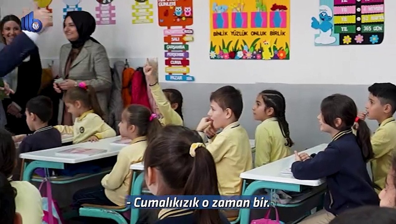 Bursa Büyükşehir Belediye Başkanı Alinur Aktaş'tan öğrencilere ziyaret