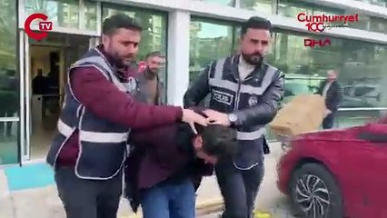 Birlikte olduğu kadını öldüren erkekten pişkin savunma: ‘Silahın gerçek olduğunu bilmiyordum’