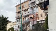 Napoli, si era barricato in casa armato: lui e la moglie trovati morti