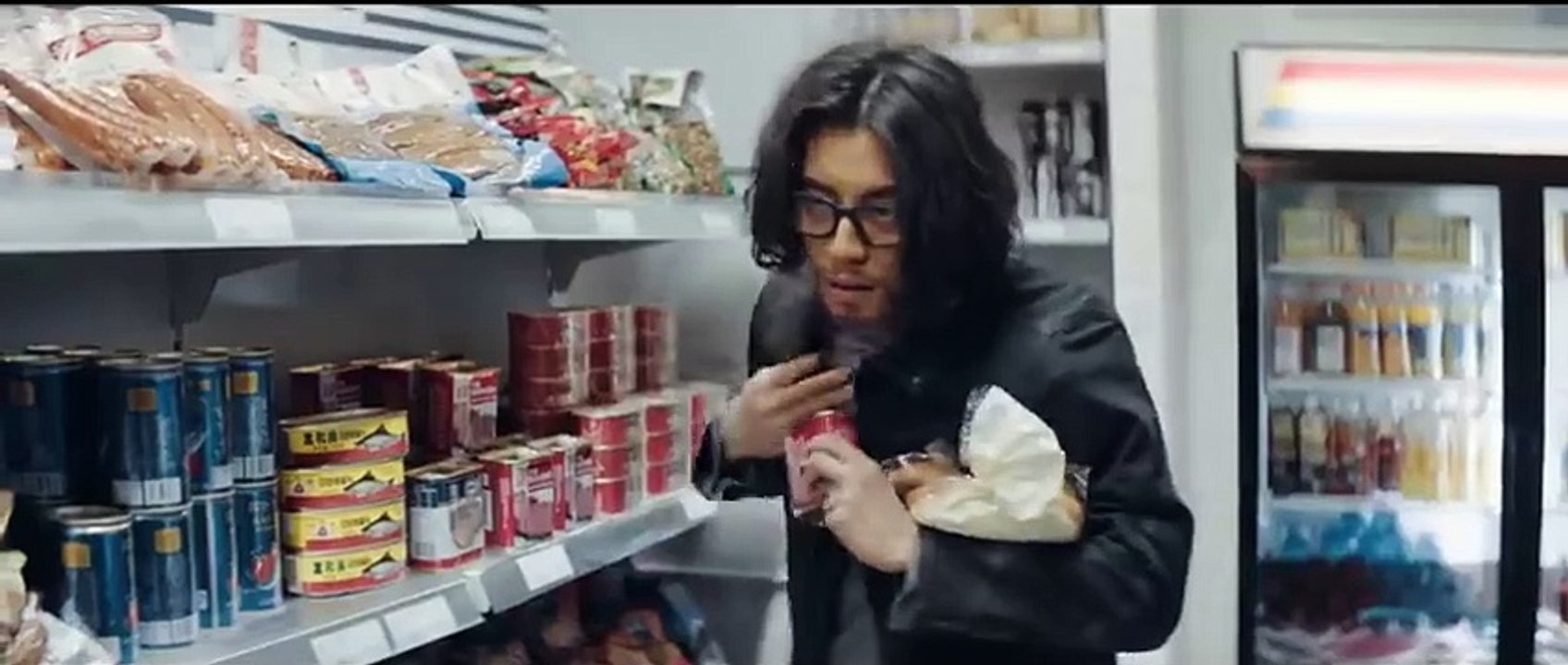 GAREEB लड़के के बुरे सपनों ने उसे AMEER बना दिया | Movie Explained in Hindi/Urdu | Summarized हिन्दी