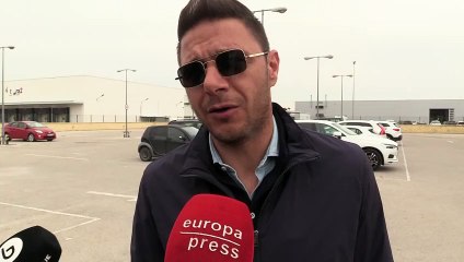 Joaquín Sánchez, destrozado, agradece el apoyo de la gente tras el fallecimiento de su padre