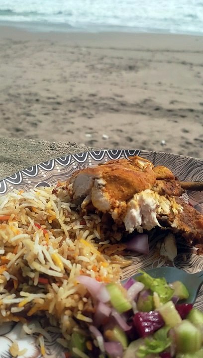 #Picknicpoint#beach#lunchtime#karachi