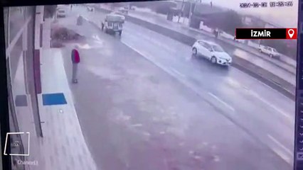 İzmir'de korkunç kaza...Tır ile işçi servisi çarpıştı