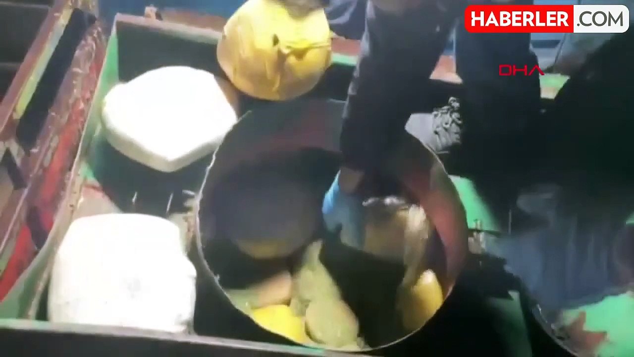 İçişleri Bakanı Yerlikaya: Narkogüç-49 Operasyonunda 1 Ton Uyuşturucu Ele Geçirildi