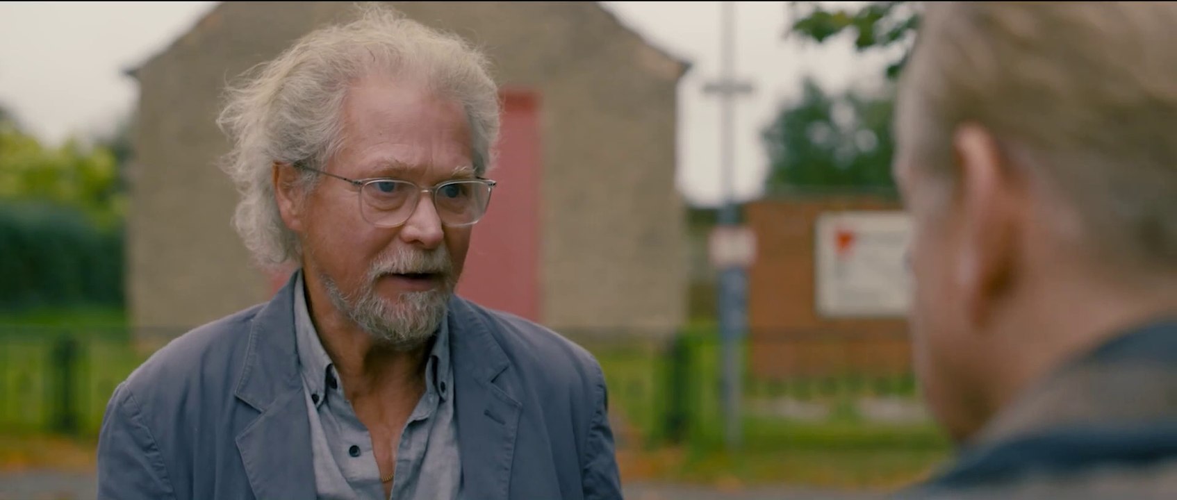 Über Leben in Brandenburg - Trailer (Deutsch) HD