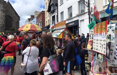 Fresh calls to stop the selling of 'tat' on Tenby's streets