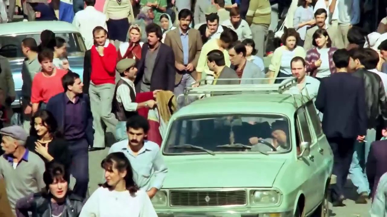 Orta Direk Şaban _ Kemal Sunal Komedi Filmi (Restorasyonlu) İzle