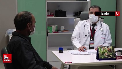 İzmir'de iki aile çapraz nakillerle "böbrek kardeşi" oldu