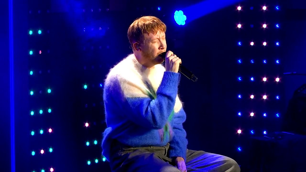 Eddy De Pretto - Bang bang (Live) - Le Grand Studio RTL