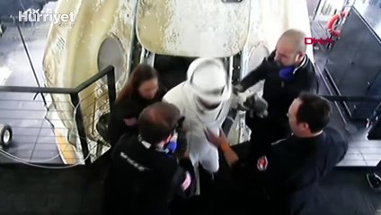 Alper Gezeravcı'nın kapsülden inişi böyle görüntülendi