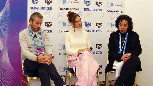 Sanremo 2024: la vincitrice di Sanremo giovani 2023 Clara porta sull'Ariston Diamanti grezzi