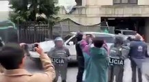 Magistrados salieron del Palacio de Justicia en vehículos