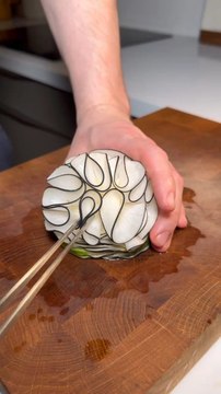 LE MILLE-FLEUR #entree #fleur #flower #radis #radish #radisnoir #blackradish #met #gourmand #recette #recipe #recipes #cuisine #cuisinier #bouquet #saintvalentin #stvalentin