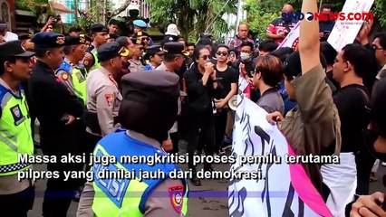 Diputus Melanggar Etik, Mahasiswa di Bali Demo Tuntut Ketua KPU Hasyim Asy'ari Mundur