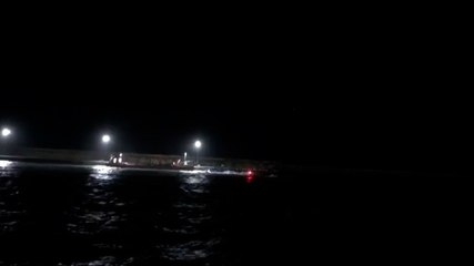 Dos guardias civiles mueren tras embestir contra ellos narcolanchas en la costa de Cádiz