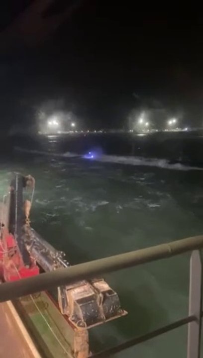 Dos guardias civiles muertos y otro en coma por el brutal asalto de una narcolancha en Barbate