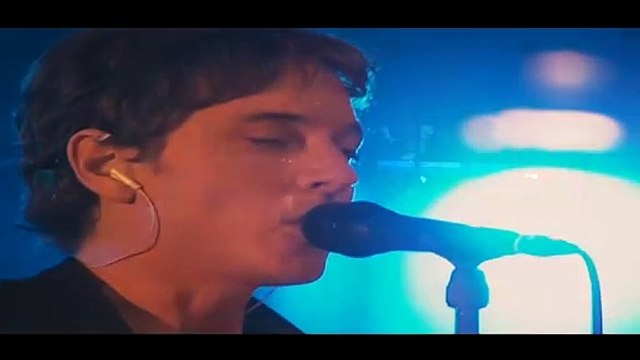 RAPHAEL — “Des mots” ● RAPHAEL LIVE - RÉSISTANCE À LA NUIT | THÉÂTRE DU CHÂTELET LE 2 OCTOBRE 2006 (CONCERT ACOUSTIQUE) | (DVD2)