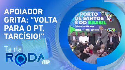TARCÍSIO DE FREITAS divide palanque com LULA em SP; como repercutiu encontro? | TÁ NA RODA