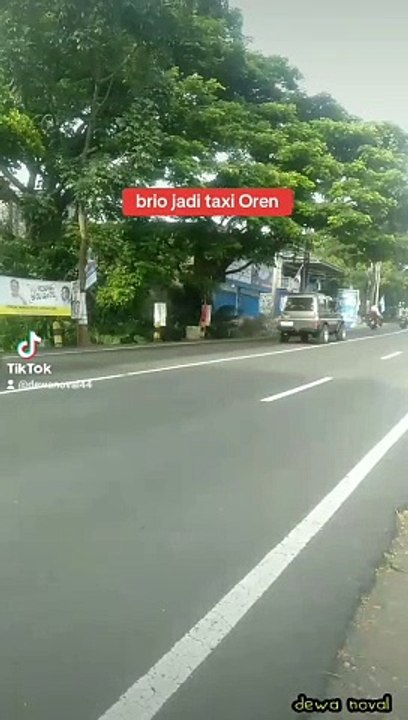 Brio jadi taxi Oren