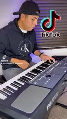 El Sinaloense - Reyes García Tecladista de Chicago para contrataciones 773-603-7067