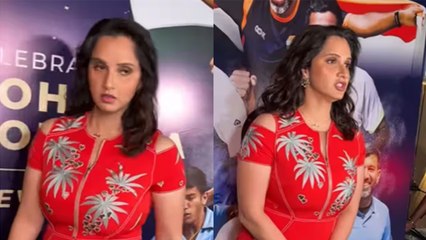 Shoaib Malik से Divorce के बाद पहली बार दिखीं Sania Mirza, चेहरे पर दिखी मायूसी, Viral Video