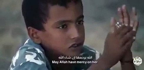 يتيم فقد والدايه ولم يجد من يعوله فساعده غيث