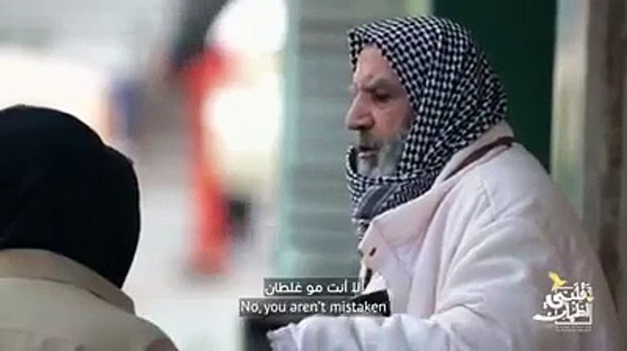 مسن يعمل اسكافي وليس له منزل فعوضه قلبي اطمئن