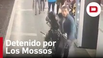 El brutal ataque de un hombre a varias mujeres en el metro de Barcelona