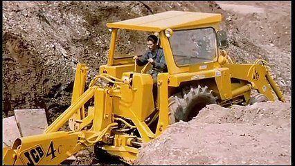 Massive Engines with Chris Barrie - 101 [couchtripper][U]