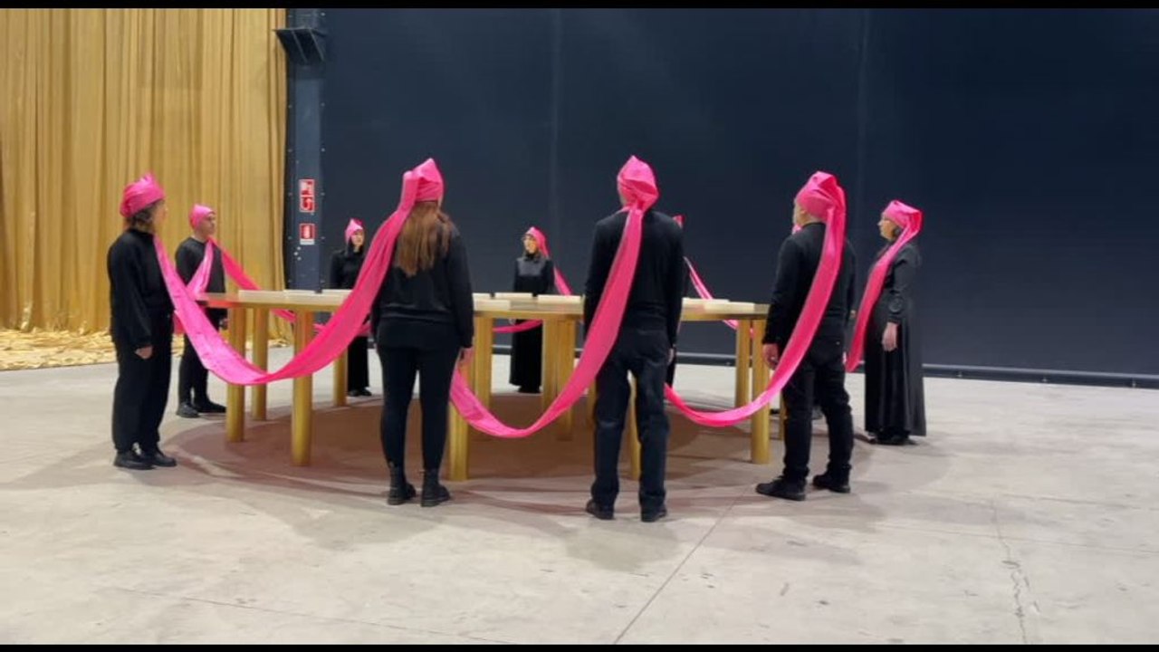 Pirelli HangarBicocca, sei storiche performace di James Lee Byars