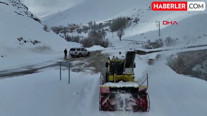 Bitlis'te 315 köy yolu karla mücadele çalışmaları sonucunda ulaşıma açıldı