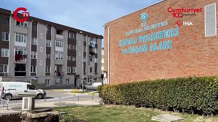 Faciadan dönüldü... Kaldırım çöktü, 3 metre derinliğinde yarık oluştu!