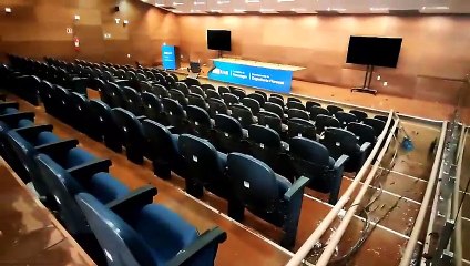 Auditório de Engenharia Florestal da Unb é alagado por causa de chuvas