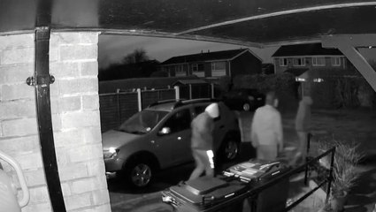 Police hunt five suspected ‘TikTok’ teens who flooded elderly resident’s bungalow