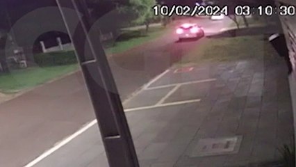 Impressionante: Vídeo mostra homens descendo de carro e baleando homem no Pacaembu