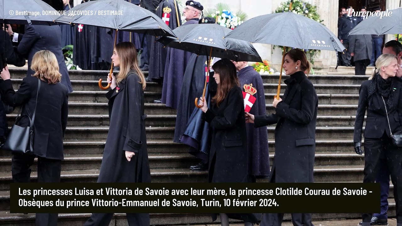 Emmanuel-Philibert de Savoie entouré aux obsèques de son père : Clotilde Courau, leurs filles et les têtes couronnées en soutien