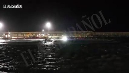 Una narcolancha embiste una embarcación de la Guardia Civil