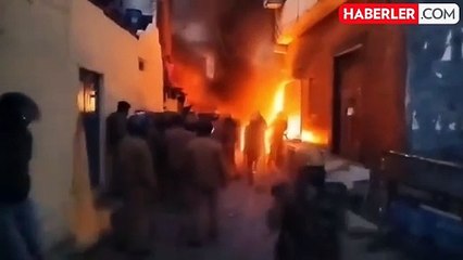 Hindistan'da cami ve medrese yıkımı nedeniyle çıkan çatışmalarda can kaybı 5'e yükseldi