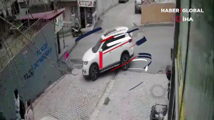 AK Parti'nin Küçükçekmece'deki seçim programında düzenlenen saldırının yeni görüntüsü ortaya çıktı