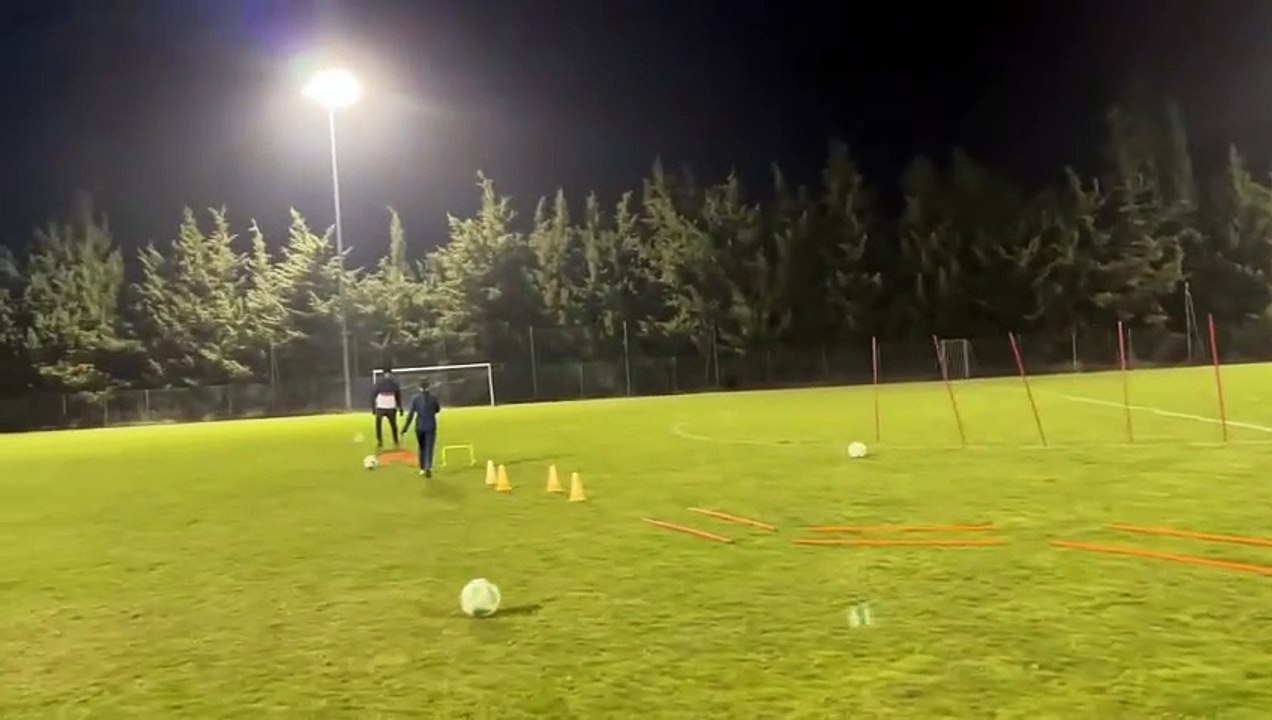 FEMININES : TOUJOURS DANS LA BONNE HUMEUR ( PARTIE 2 )