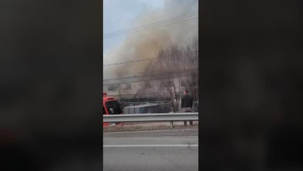 제천 한국감초영농조합법인 화재...약초 150톤 불타 / YTN