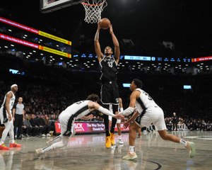 NBA : Les Nets se relancent face aux Spurs de Wembanyama