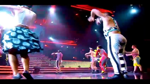 KYLIE MINOGUE – Live — Spinning Around — Act two - SMILEY-KYLIE ● KYLIE 'SHOWGIRL' The Greatest Hits Tour • (KYLIE MINOGUE LIVE IN LONDON) · 2005