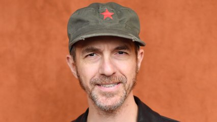 GALA VIDEO - “Une paire de claques…” : Calogero se confie sur ses années d’école difficiles