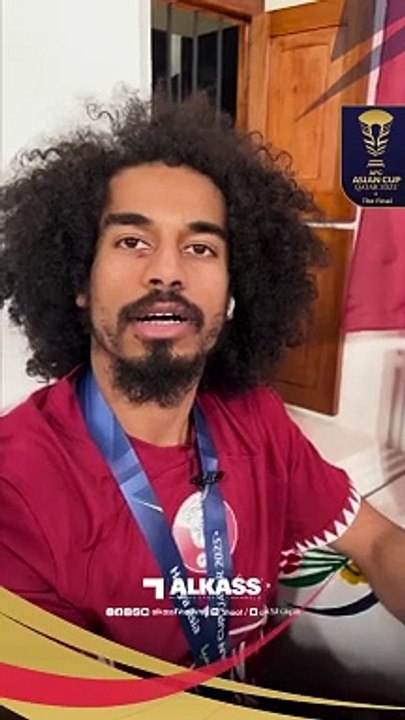اكرم عفيف و زوجته